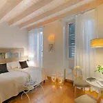 Gallery Pensión 4*