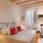 Gallery Pensión 4*