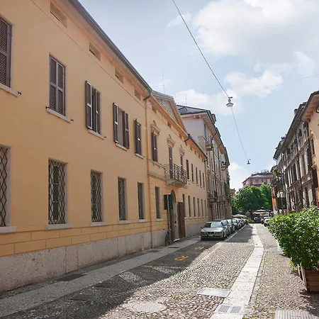 Gallery 2* Verona