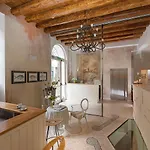 Gallery 4* Verona